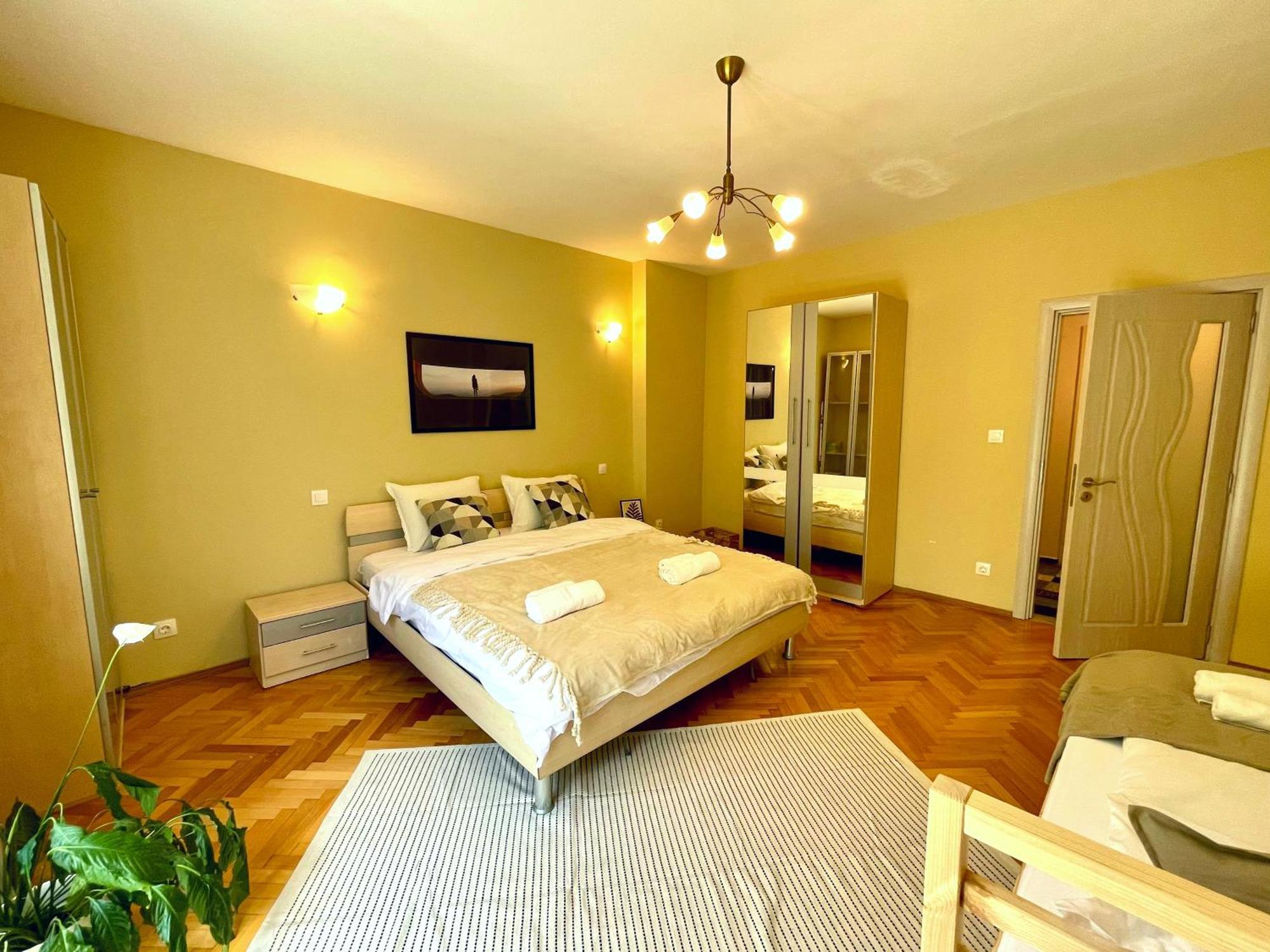 Bohemian Bright & Calm 2Br - Top Center - Private Balcony Sofia Exterior photo